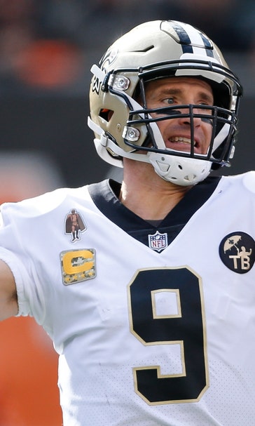Brees passes Favre with 3 TDs, Saints crush Bengals 51-14